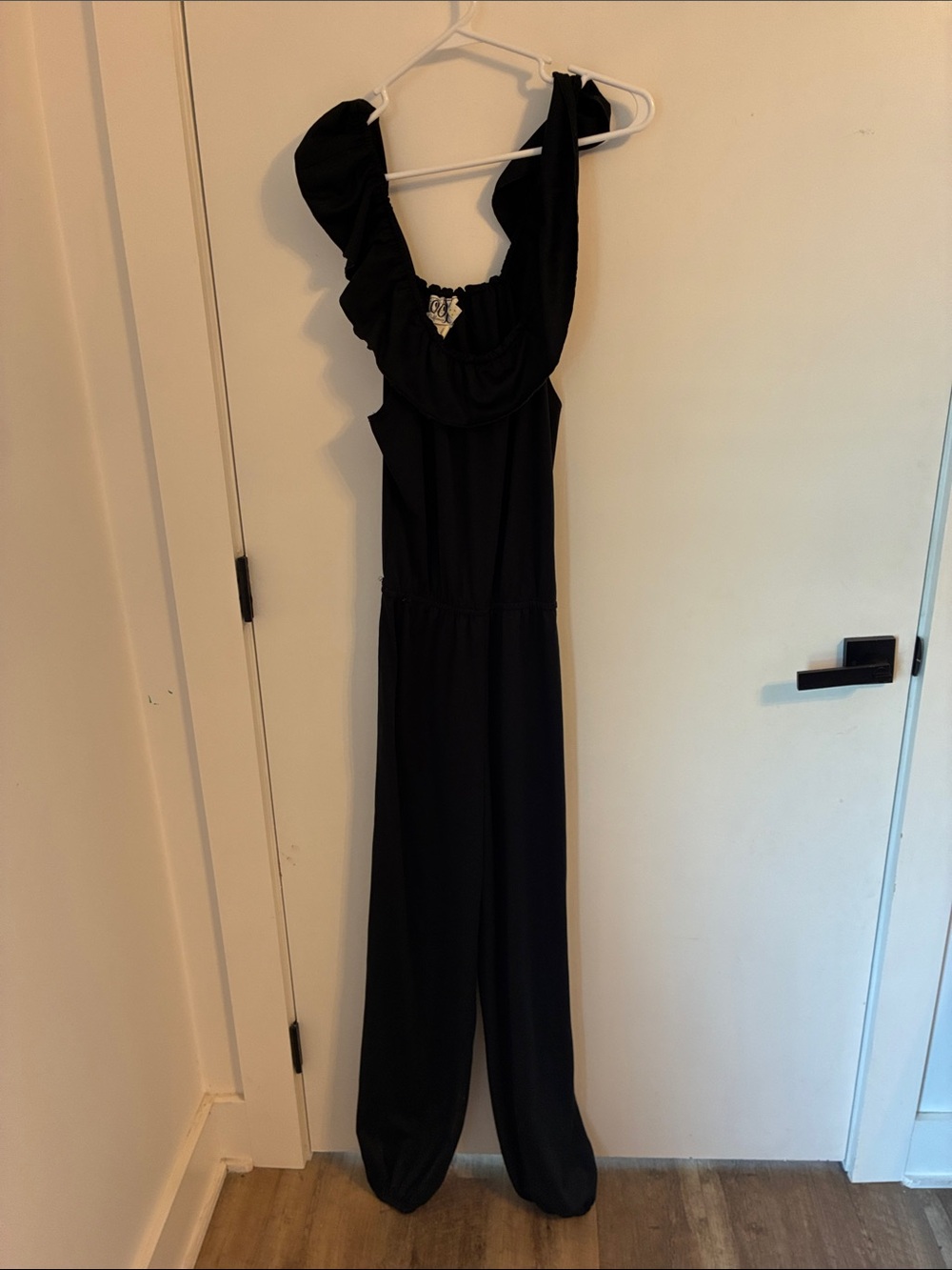 Women’s Black Ruffle-Shoulder Jumpsuit Vintage